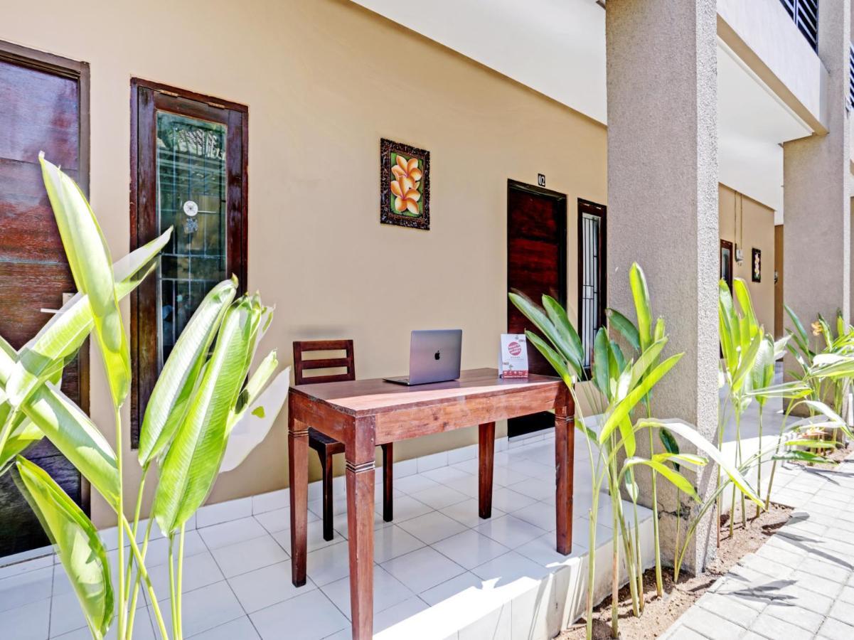 Oyo 90456 Moh Yamin Residence Balian Luaran gambar