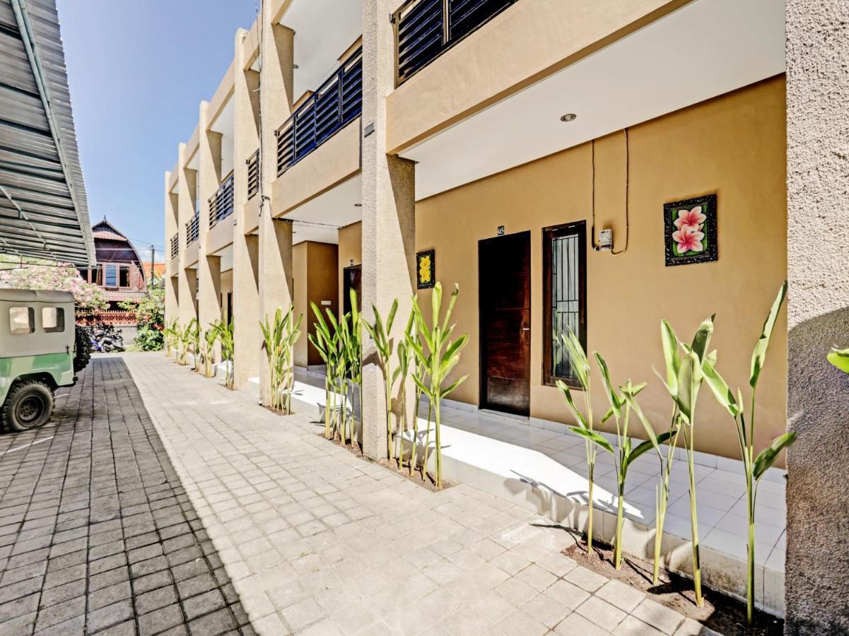 Oyo 90456 Moh Yamin Residence Balian Luaran gambar