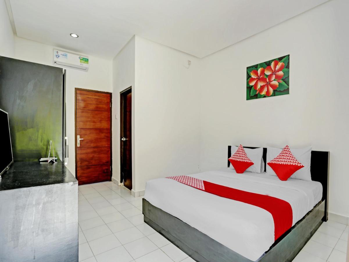 Oyo 90456 Moh Yamin Residence Balian Luaran gambar
